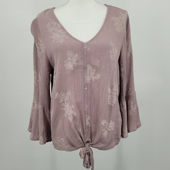 Mossimo Lavender Paisley Flutter-Sleeve Tie Front Top - Picture 8 of 8